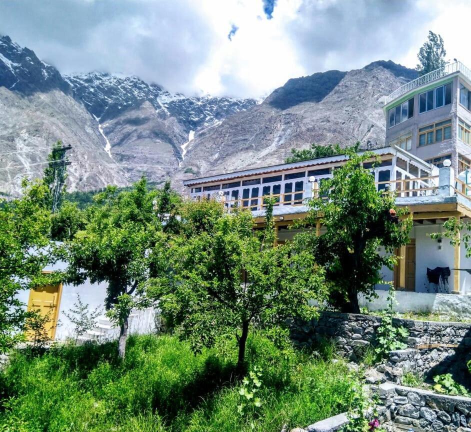 Tourist Cottage Hunza Karimabad  エクステリア 写真