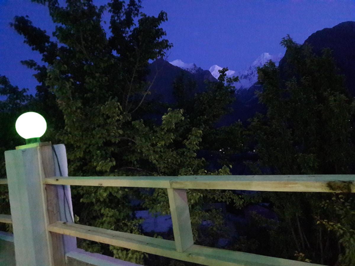 Tourist Cottage Hunza Karimabad  エクステリア 写真