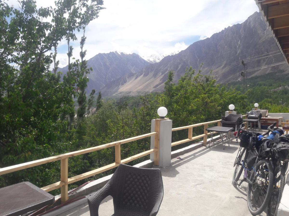 Tourist Cottage Hunza Karimabad  エクステリア 写真