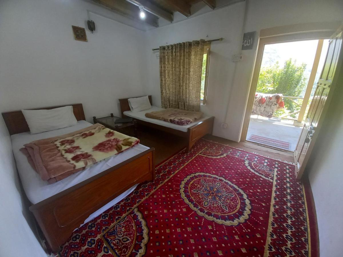 Tourist Cottage Hunza Karimabad  エクステリア 写真