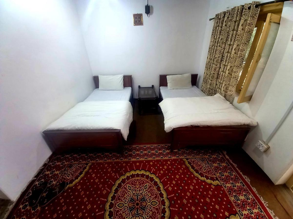 Tourist Cottage Hunza Karimabad  エクステリア 写真